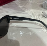 Balenciaga sunglasses like new