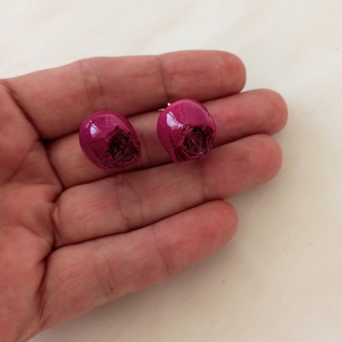 Romantic hanging earrings with fuchsia rose buds new