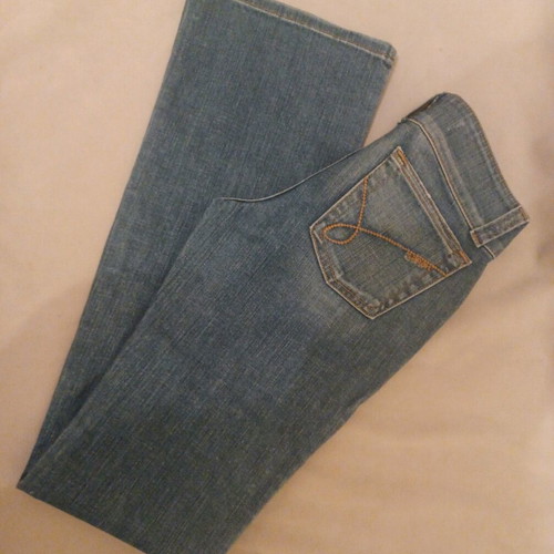 Sarah Lawrence Jean like new, low waist, blue, straight leg with slight flare