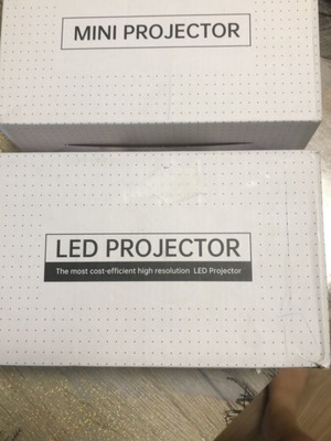 Mini Projector F1 LED Full HD 1080p HDMI USB AV, image up to 60"