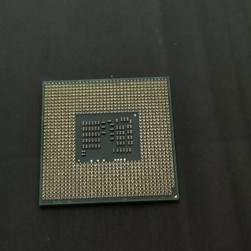 Intel Core i3-330M 2.13GHz Socket G1 processor like new