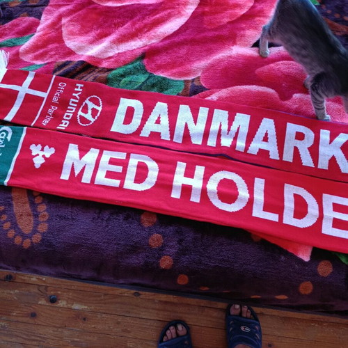 Sports scarves like new, set of 2, length 140 cm