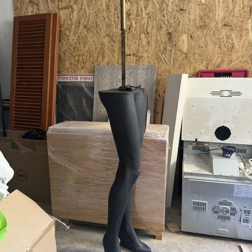 Floor lamp with mannequin-style sculpted legs like new, modern design