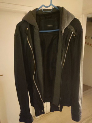 Zara Man faux leather men's jacket new, size XL, black with gray hood