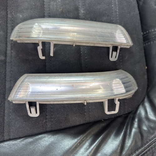 Passat B6 2006 OEM mirror indicators like new
