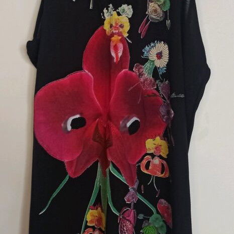 Desigual sleeveless blouse Large like new with colorful details and embroidery