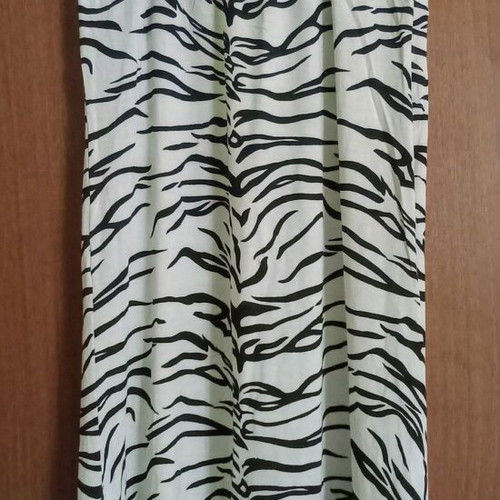 Black and white dress with animal print size M like new