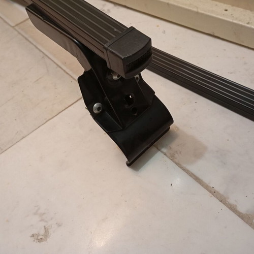 Hermes roof bars for Nissan Qashqai J10 2007-2014 used, 2 pieces
