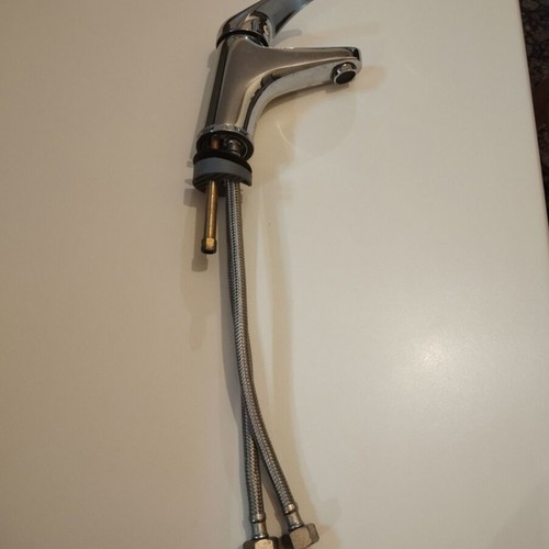 Modea faucet like new