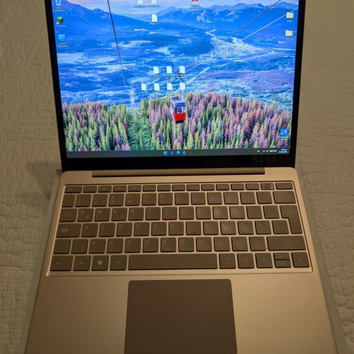 Microsoft Surface Laptop Go 2 12" Core i5 8GB 128GB SSD Rose Gold