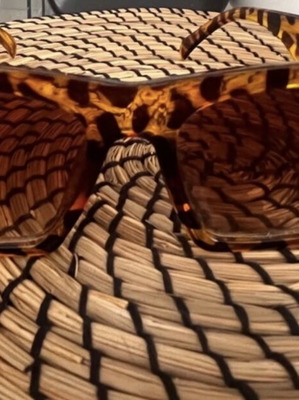 Animal print sunglasses like new, worn once