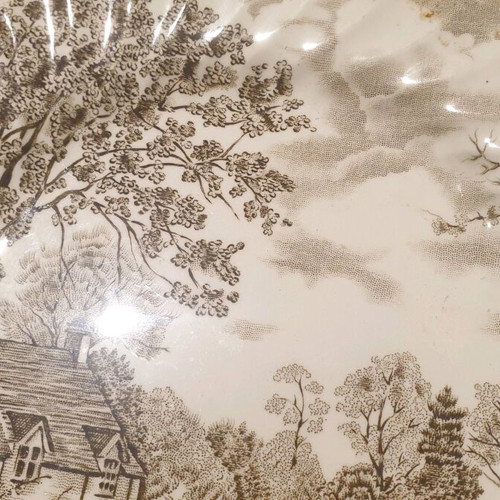 Johnson Brothers English porcelain plate like new, English countryside theme