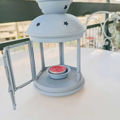 Metal lantern like new for tealight