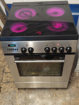 Siemens ceramic stove, fully functional