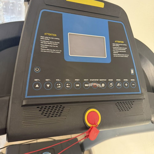 Viking GV-4304 treadmill new with LCD screen and 24 programs