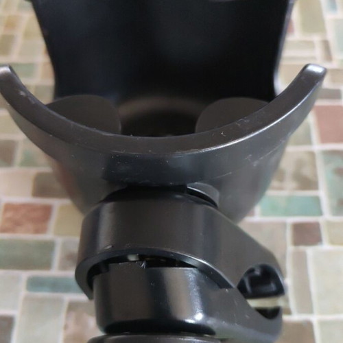 Drink and phone holder like new
