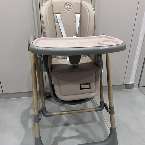 Bebe Stars Highchair like new