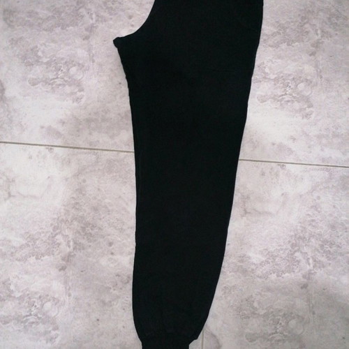Black sportswear used, size L, elastic good quality