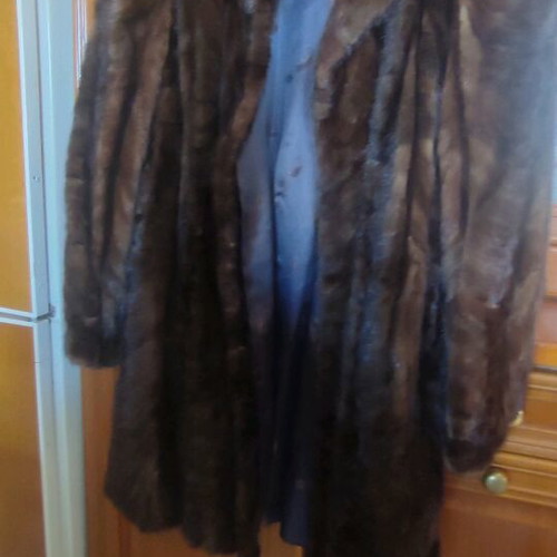 Vintage mink fur coat short, like new, brown