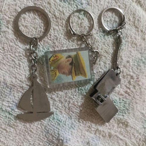 Keychains like new, assorted with nail clipper