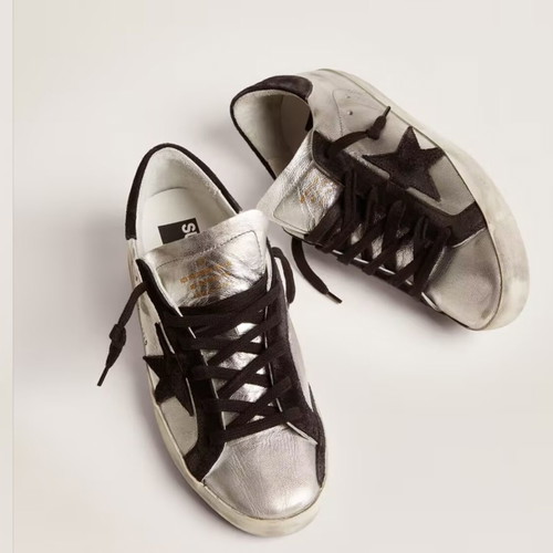 Golden Goose women's shoes, new, with wonderful design