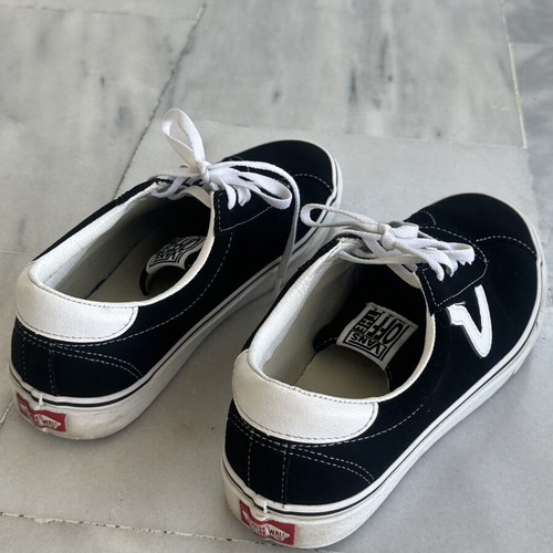 Vans Sport Low sneakers size 42.5, like new, black and white