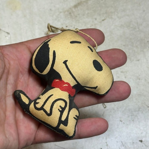 Vintage Snoopy fabric plush used, Peanuts mini decorative toy