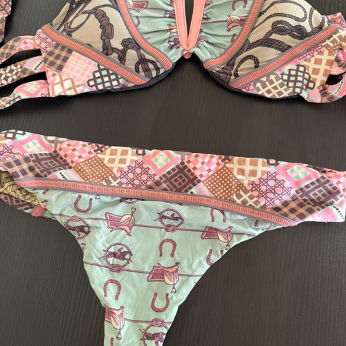 Maaji strapless women's swimsuit size small, like new, pink and green