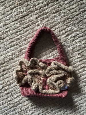 Knitted handmade bag with orchid, new, beige and pink