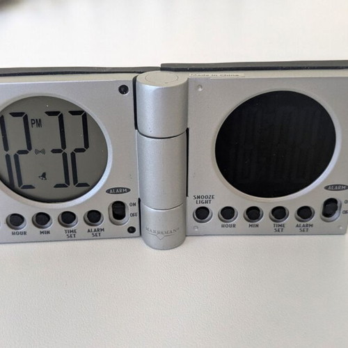 Vintage Marksman Concentric Dual Time alarm clock like new, foldable portable