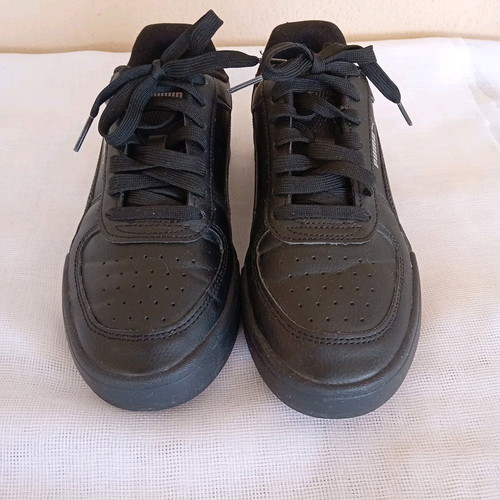 PUMA Caven2.0 Sneakers like new, size 38