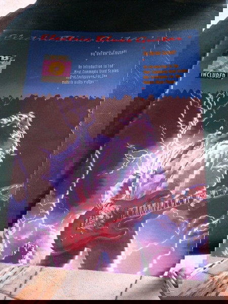 βιβλί electric blues