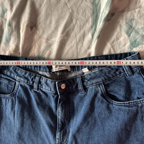 Essentials by Chibo women jeans 2XL like new, blue