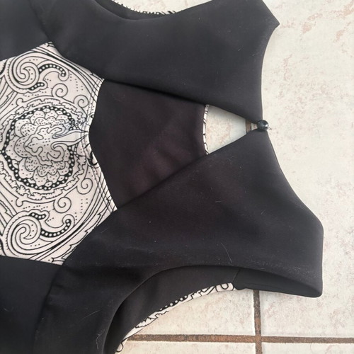 Incity cold dress with pattern, size 42