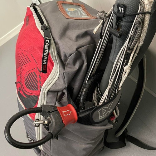 Cabrinha Switch Blade Kite 10 like new, complete package
