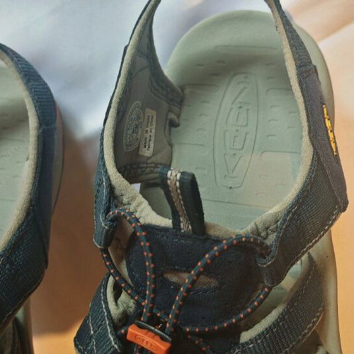 Keen Kanyon Men's Sandals like new, EU size 44, gray and blue