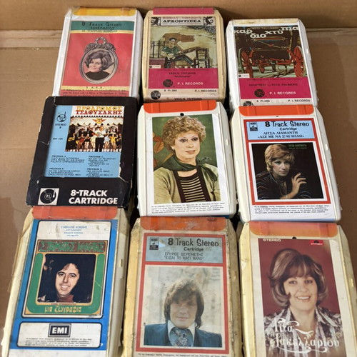 8 Track tapes like new, set of 54, laiko genre