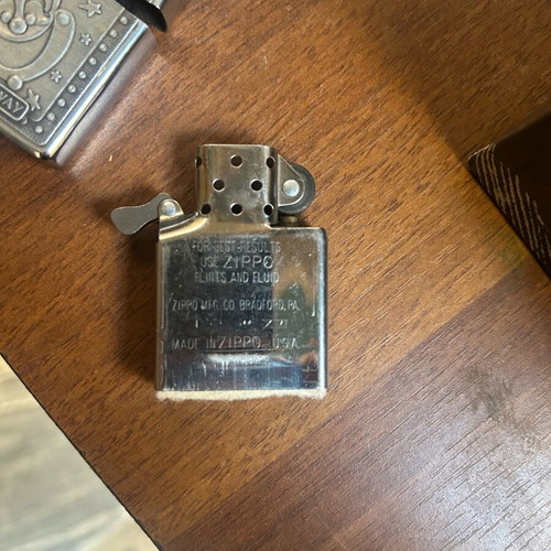 Zippo lighter like new