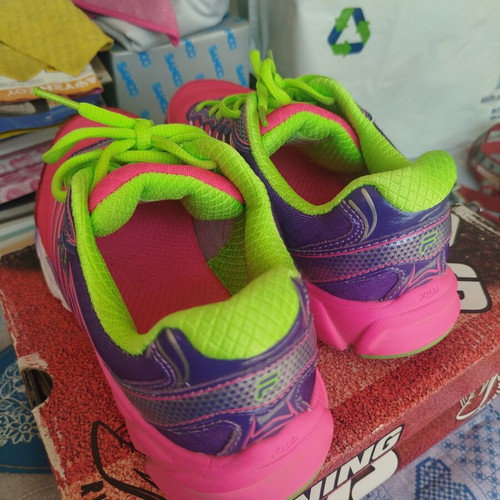 Fila Running Countdown Women's Athletic Shoes size 38 like new, multicolor