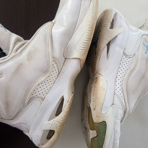 Nike Jordan Flight white basketball sneakers used, size 42