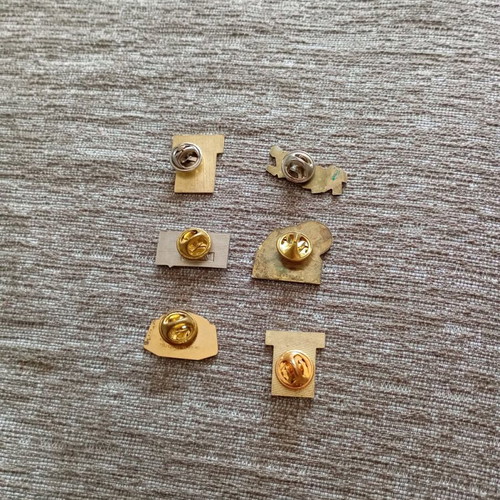 Vintage Metal Chocolate Pins Collection, 6 pcs, 90s brands