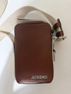 Jacquemus brown crossbody bag with beige strap