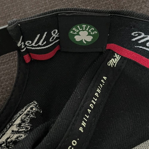 Mitchell & Ness Boston Celtics Cap very good, black, one size