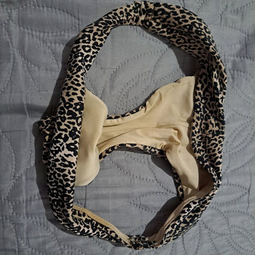 Women's bikini bottom with leopard print like new, size S