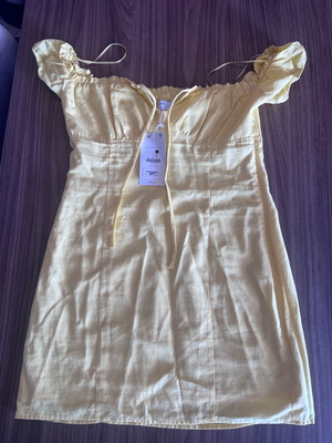 Φόρεμα Bershka καινούργιο, κίτρινο, large, 100% cotton λινό