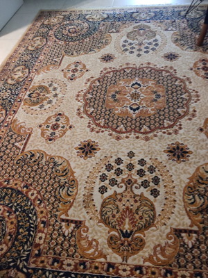 Penie rug 3x2.5 like new