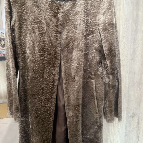 Sisley ecological fur coat like new, brown