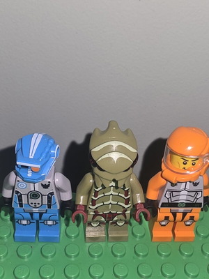 Lego Space Galaxy Squad minifigures used set