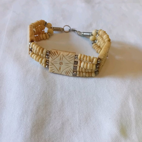 Vintage bracelet used with chess bead design beige