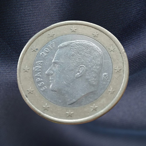 1 Euro Coin Spain 2017 used with King Felipe VI